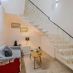 Spacious Duplex - St.paul's