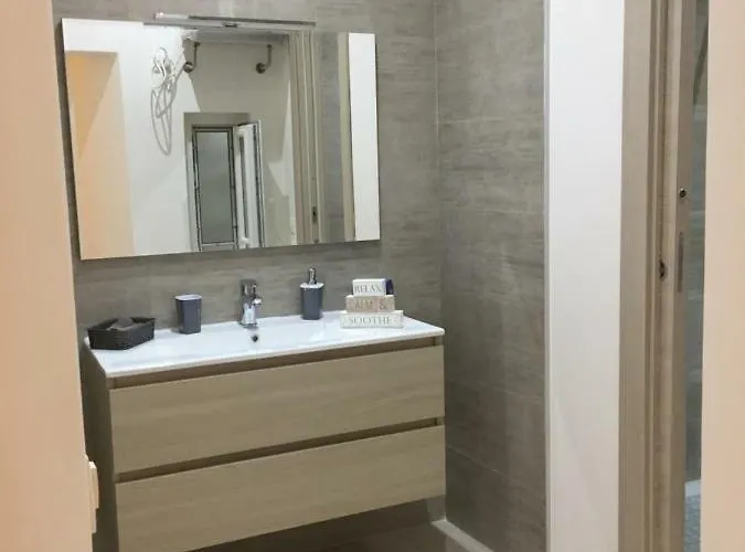 Spacious Duplex - St.paul's * ואלטה