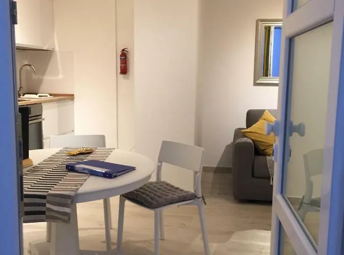 Spacious Duplex - St.paul's דירה *