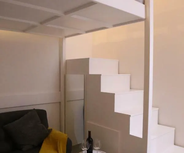 Spacious Duplex - St.paul's ואלטה